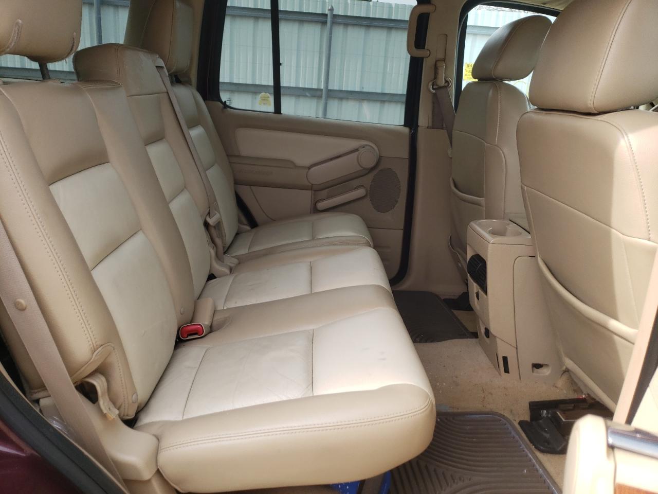 Photo 6 from auction – 2006 FORD EXPLORER E with VIN 1FMEU74E06UB25828