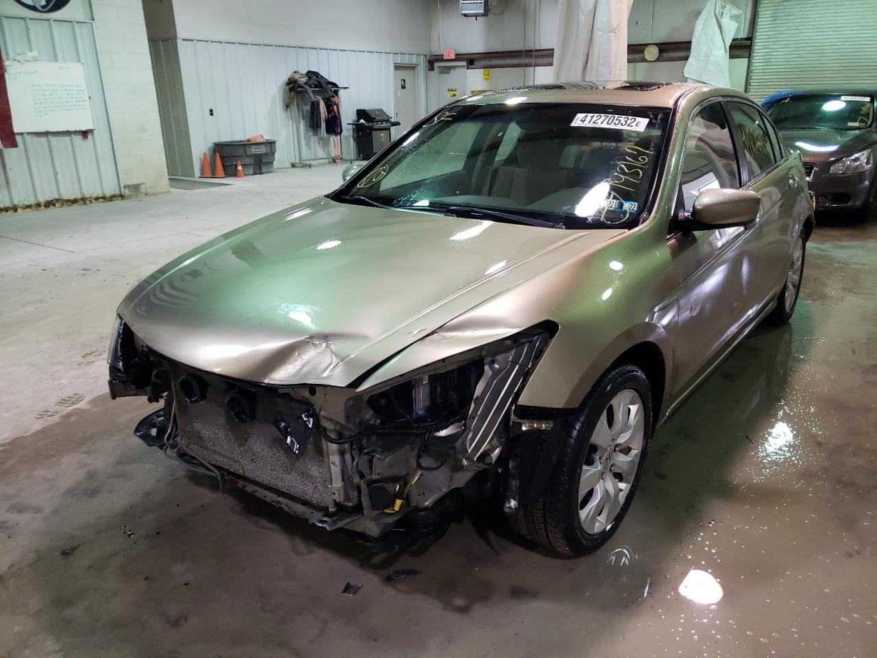 Photo 2 from auction – 2010 HONDA ACCORD EX with VIN 1HGCP2F79AA079786