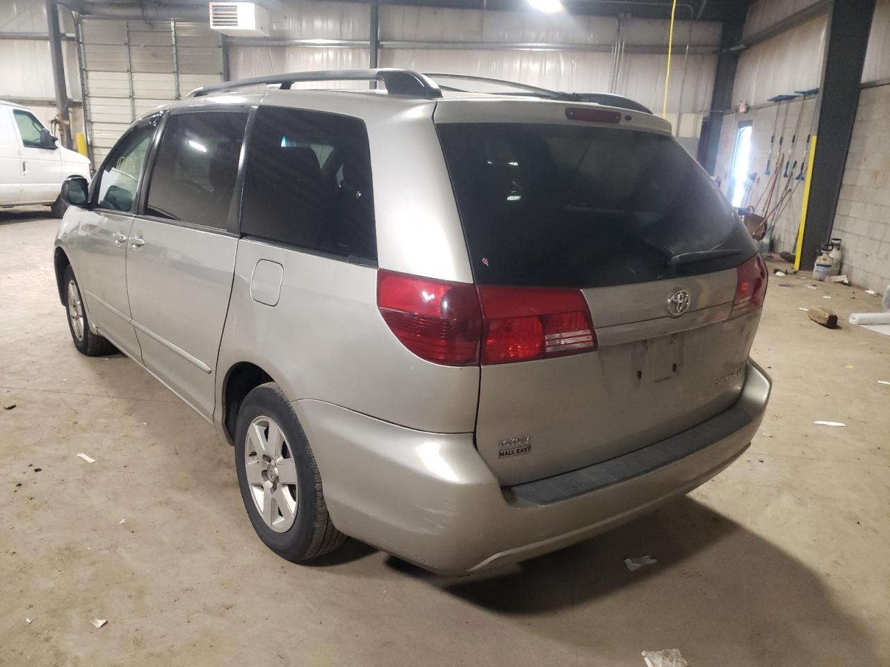 Photo 3 from auction – 2004 TOYOTA SIENNA CE with VIN 5TDZA23C74S128390