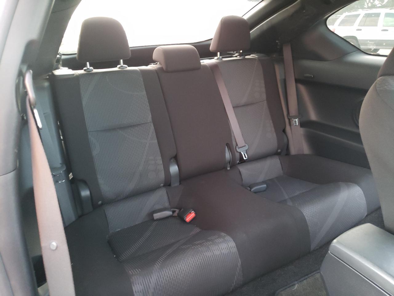 Photo 6 from auction – 2011 TOYOTA SCION TC with VIN JTKJF5C74B3019606