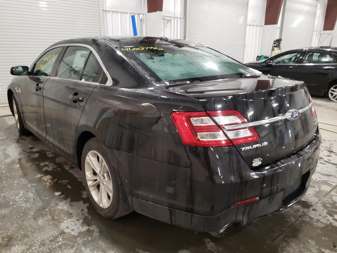 Photo 3 from auction – 2015 FORD TAURUS SEL with VIN 1FAHP2E8XFG114229