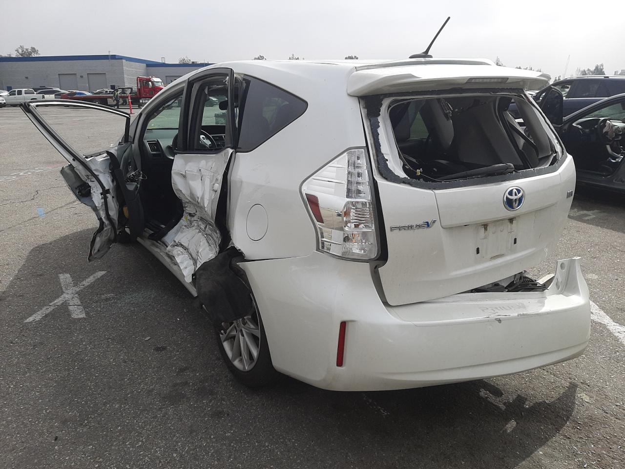 Photo 3 from auction – 2012 TOYOTA PRIUS V with VIN JTDZN3EU8C3036561