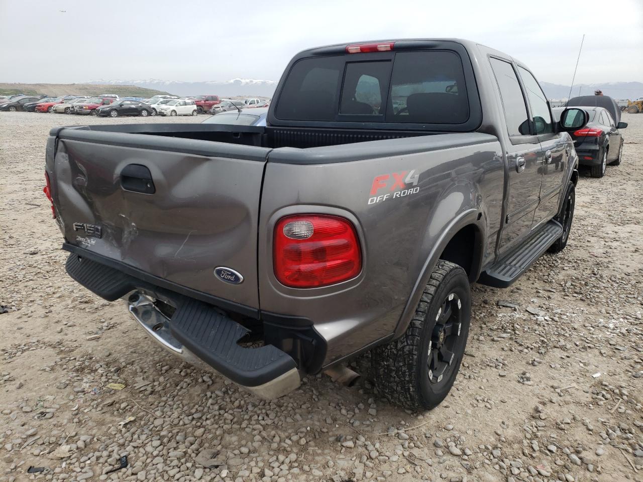 Photo 4 from auction – 2002 FORD F150 SUPER with VIN 1FTRW08L22KC45992