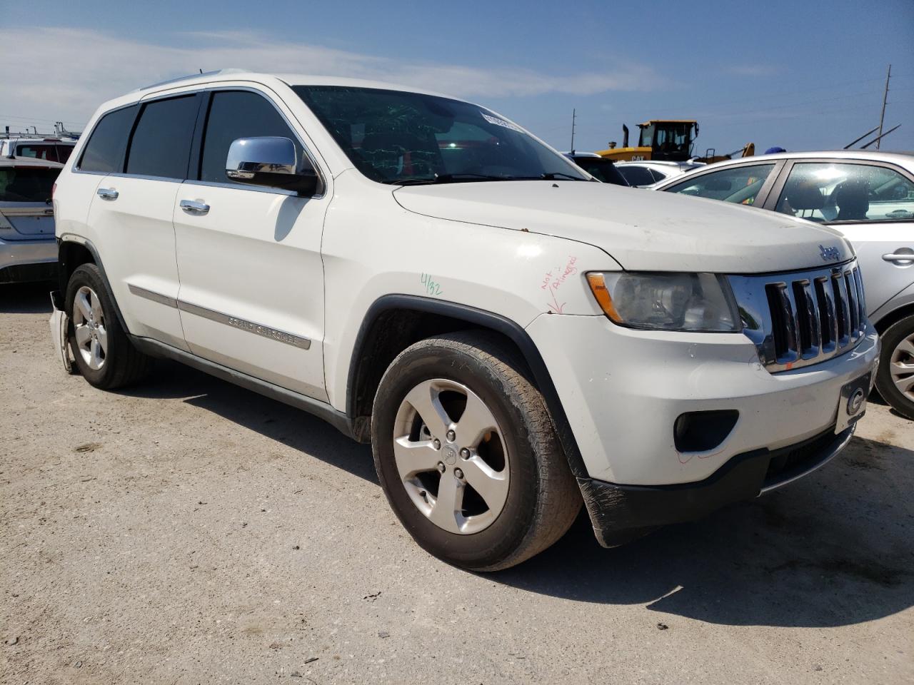 JEEP GRAND CHER 2011 with VIN 1J4RS5GG4BC583086 - Photo from auction