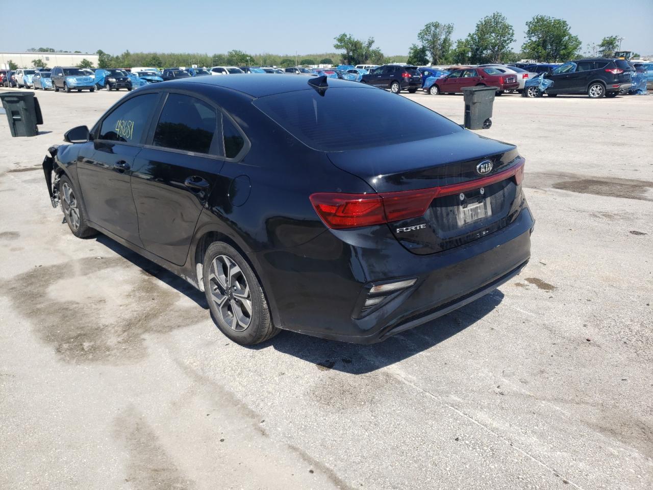 Photo 3 from auction – 2021 KIA FORTE FE with VIN 3KPF24AD2ME304358