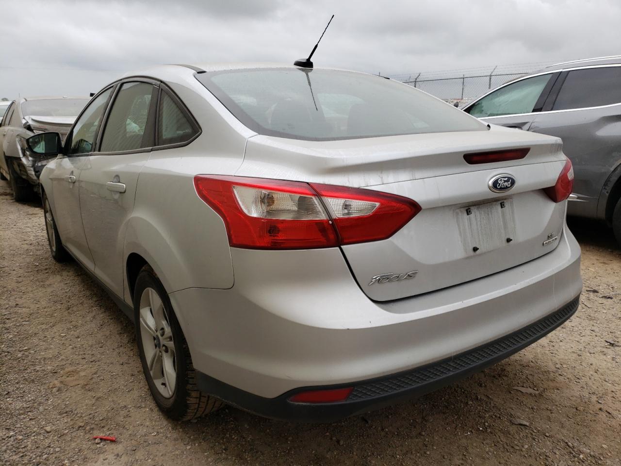 Photo 3 from auction – 2014 FORD FOCUS SE with VIN 1FADP3F21EL400894