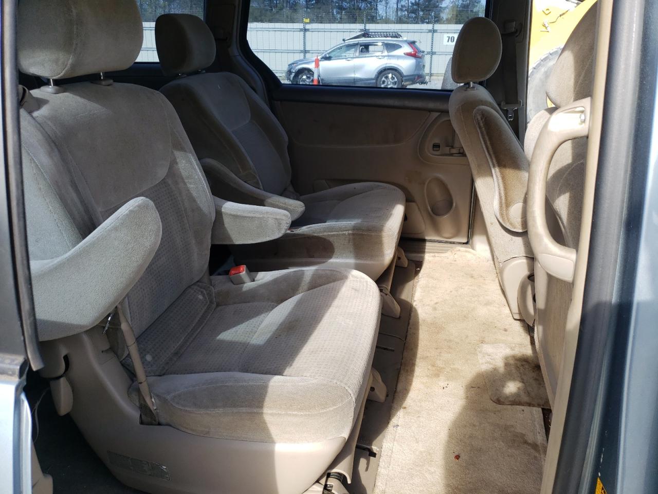Photo 6 from auction – 2006 TOYOTA SIENNA CE with VIN 5TDZA23C96S406760