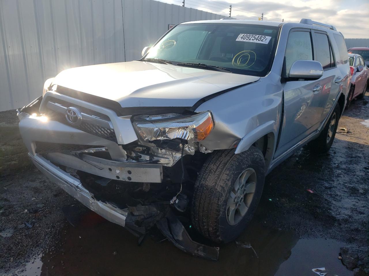 Photo 2 from auction – 2010 TOYOTA 4RUNNER SR with VIN JTEBU5JR3A5010786