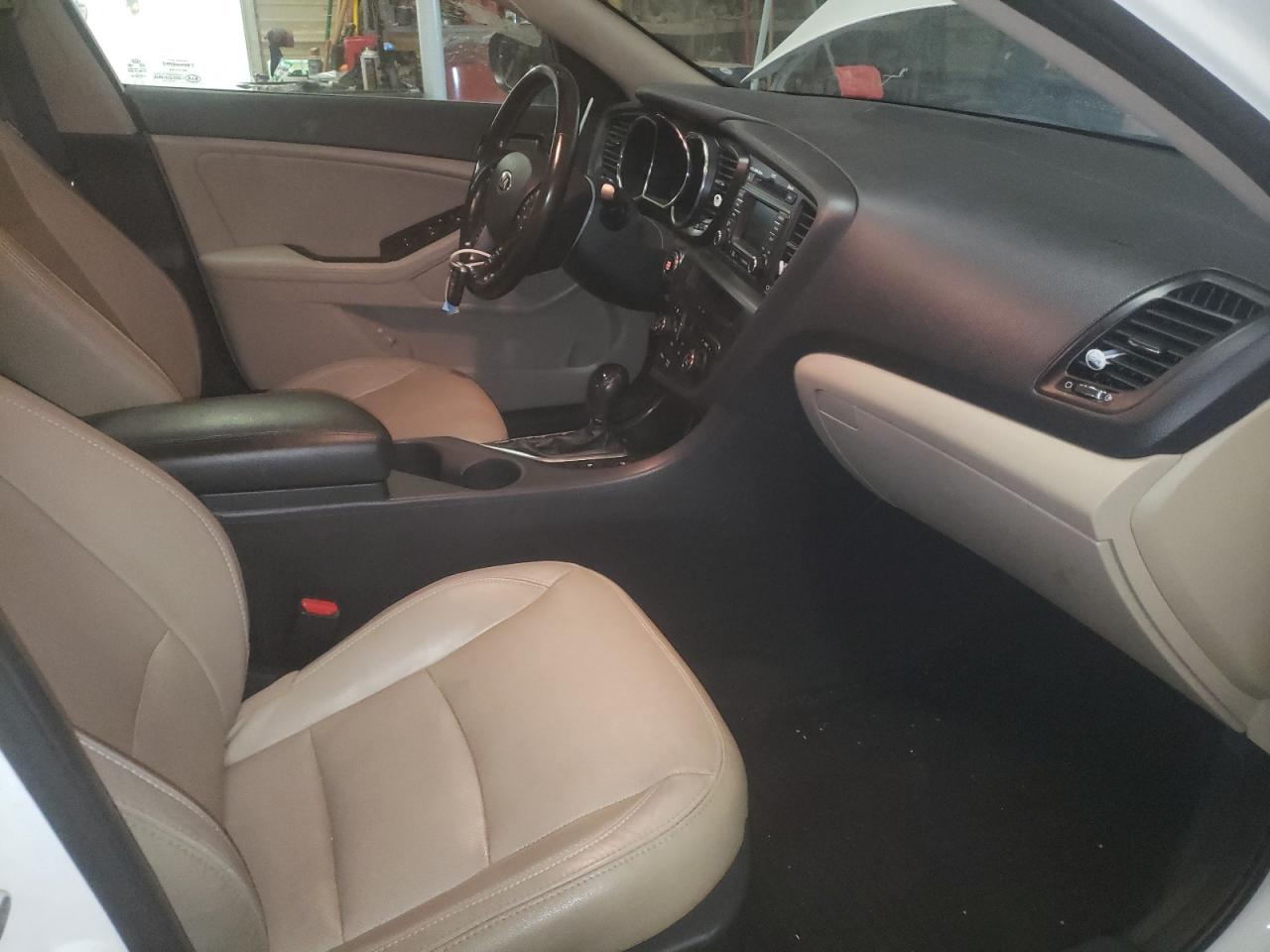 Photo 5 from auction – 2013 KIA OPTIMA EX with VIN 5XXGN4A79DG116790