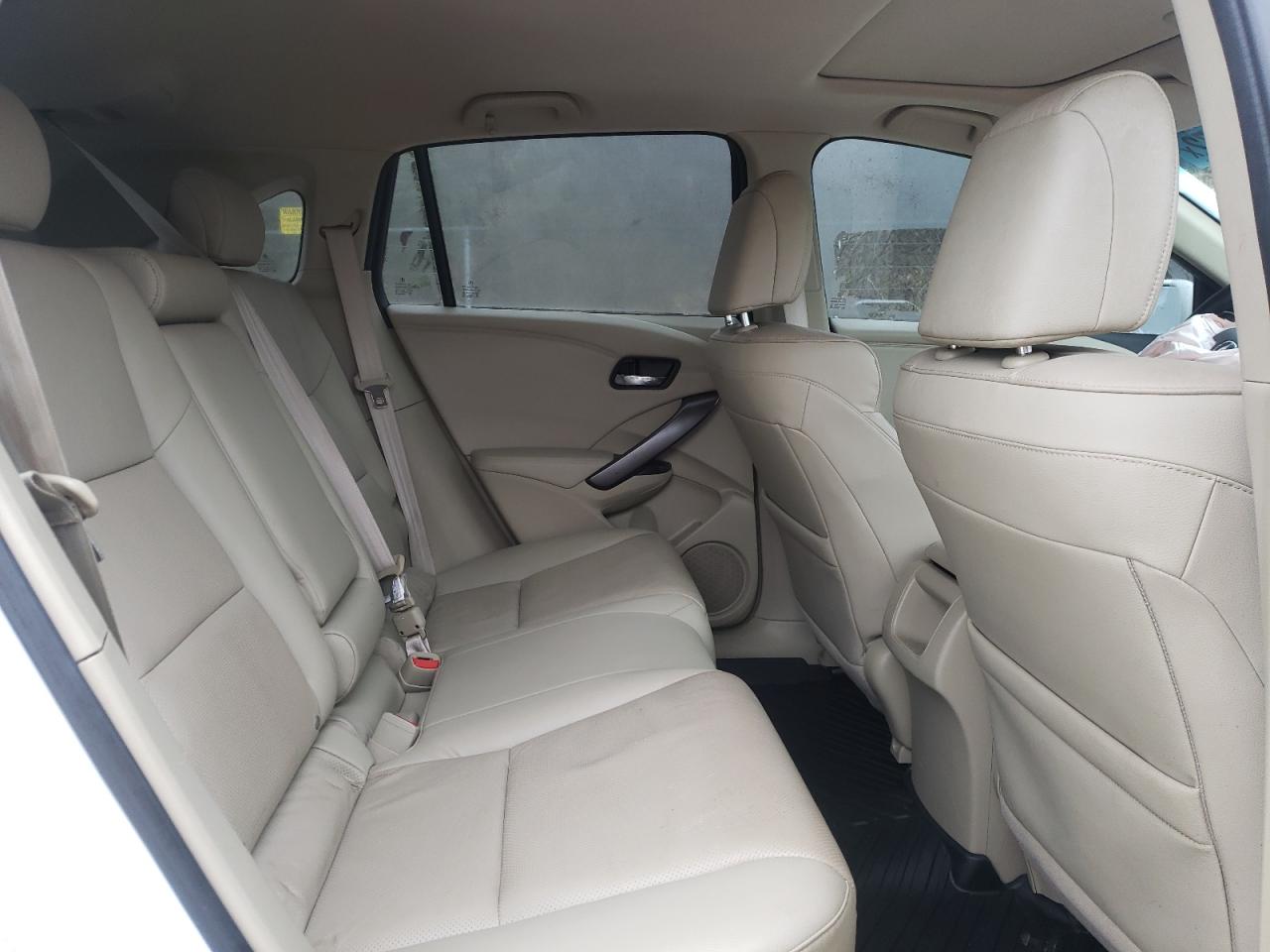 Photo 6 from auction – 2015 ACURA RDX with VIN 5J8TB4H3XFL021458