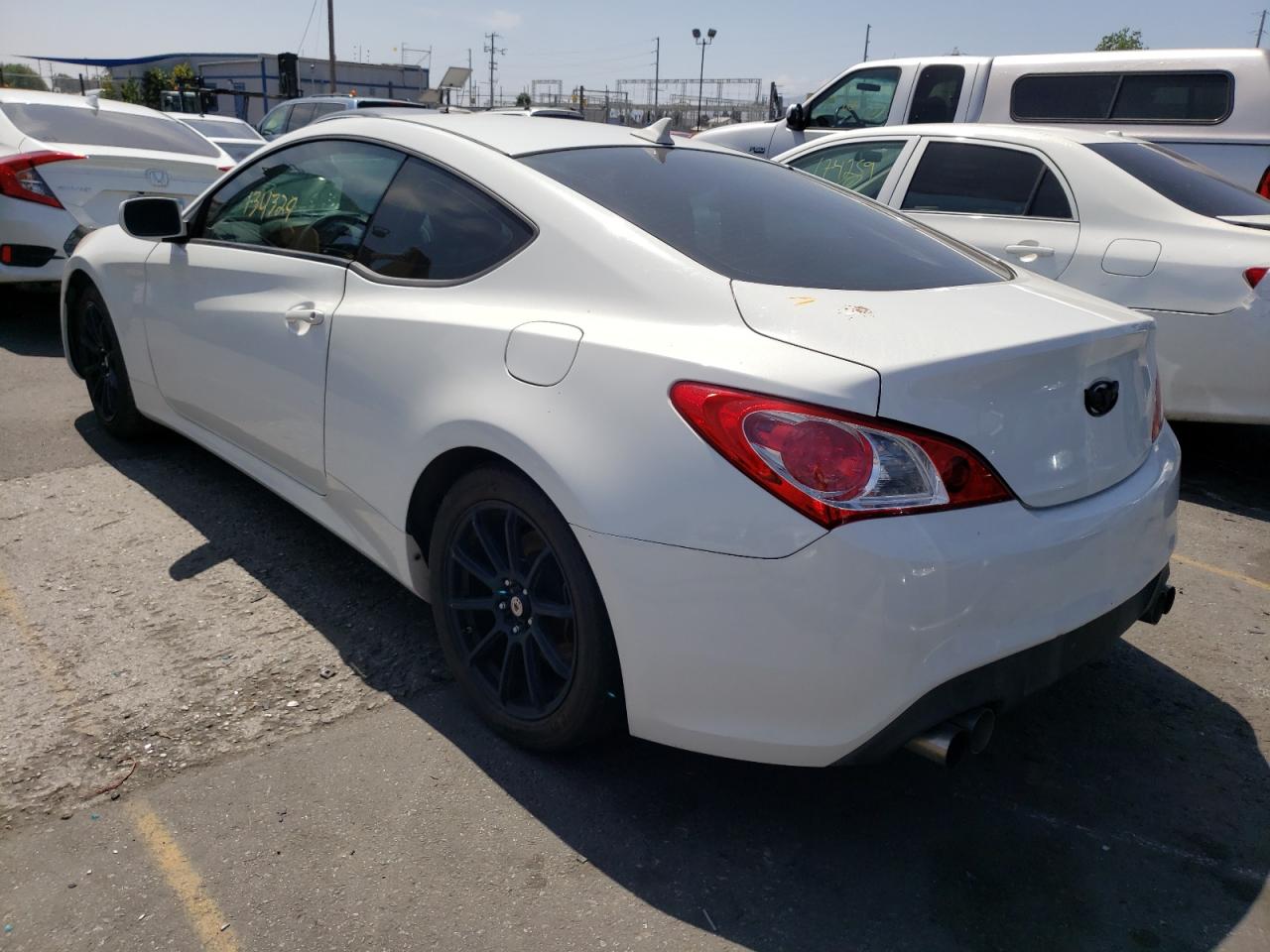 Photo 3 from auction – 2011 HYUNDAI GENESIS CO with VIN KMHHT6KD0BU056783