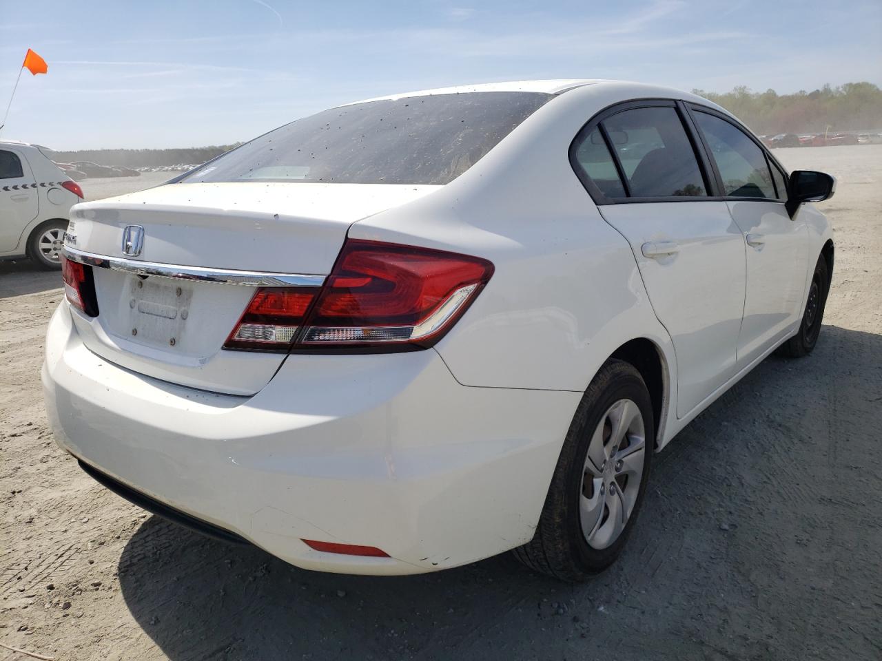 Photo 4 from auction – 2015 HONDA CIVIC LX with VIN 19XFB2F59FE105428