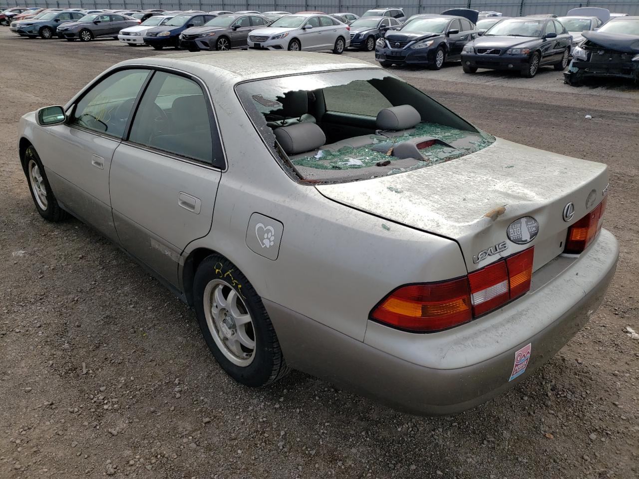 Photo 3 from auction – 1998 LEXUS ES 300 with VIN JT8BF28G0W5016441