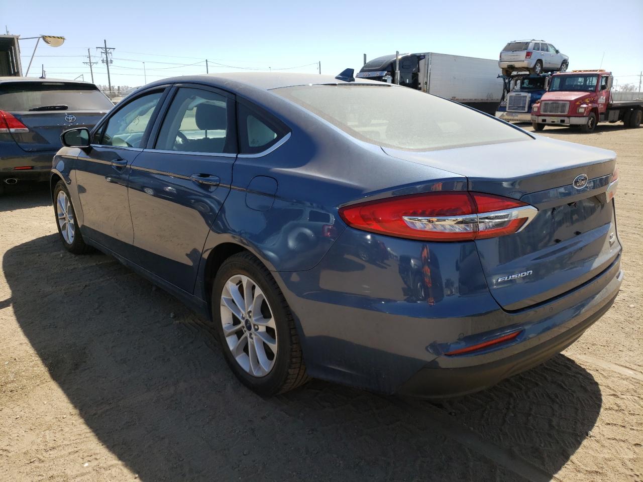 Photo 3 from auction – 2019 FORD FUSION SE with VIN 3FA6P0HD1KR236467