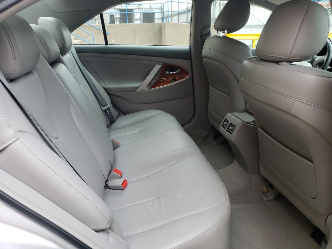 Photo 6 from auction – 2011 TOYOTA CAMRY BASE with VIN 4T1BF3EK6BU229289