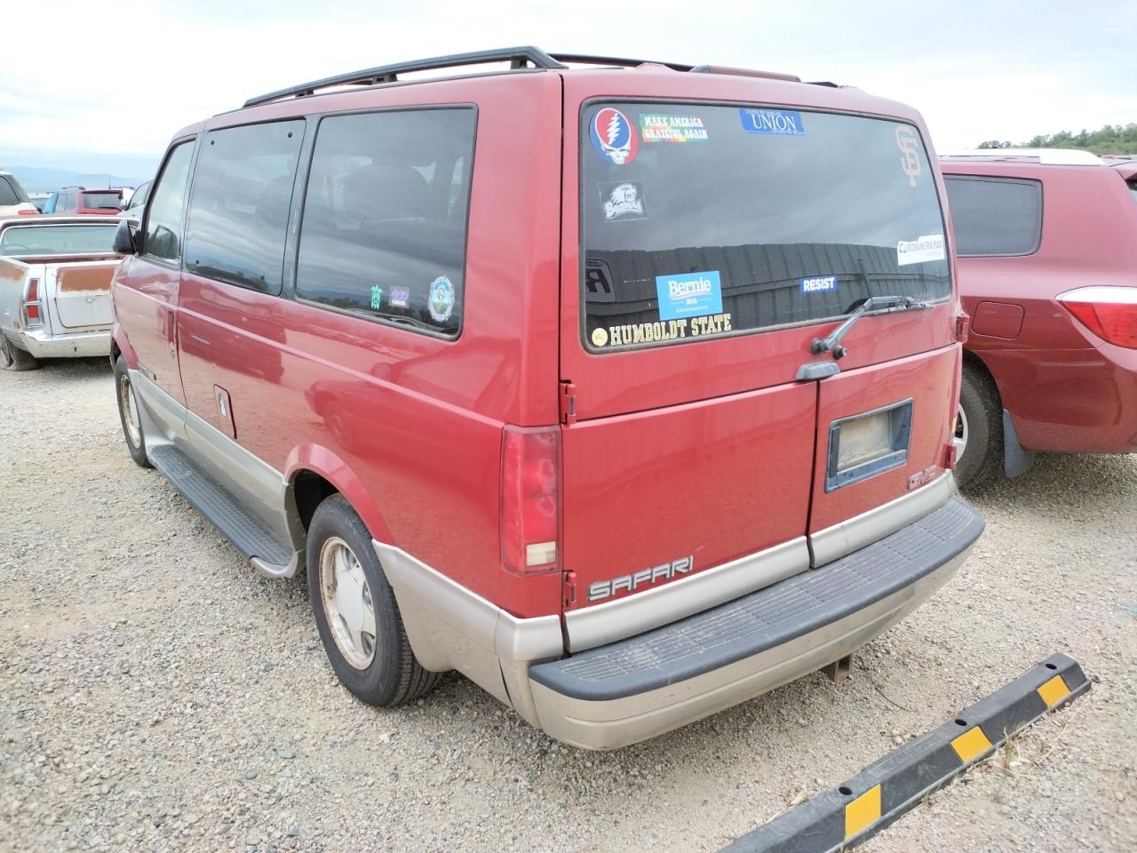 Photo 3 from auction – 2001 GMC SAFARI XT with VIN 1GKEL19W11B523015