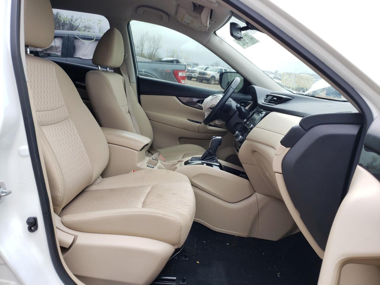 Photo 5 from auction – 2020 NISSAN ROGUE S with VIN JN8AT2MT3LW033348