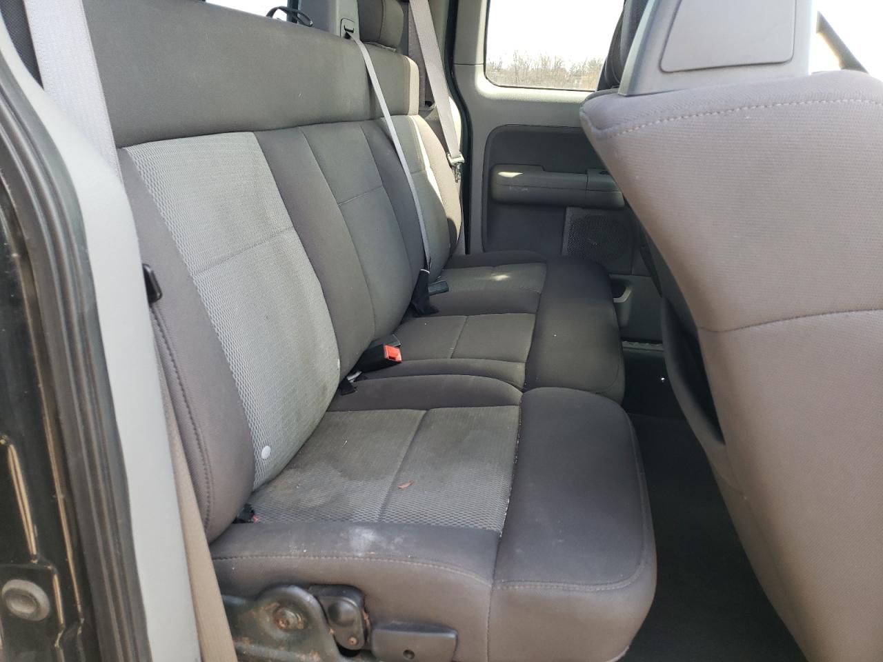 Photo 6 from auction – 2006 FORD F150 with VIN 1FTPX14596NB43837