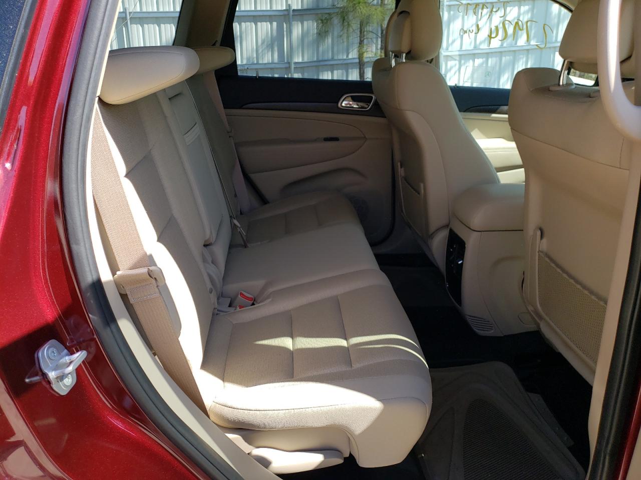 Photo 6 from auction – 2016 JEEP GRAND CHER with VIN 1C4RJFAG6GC408434