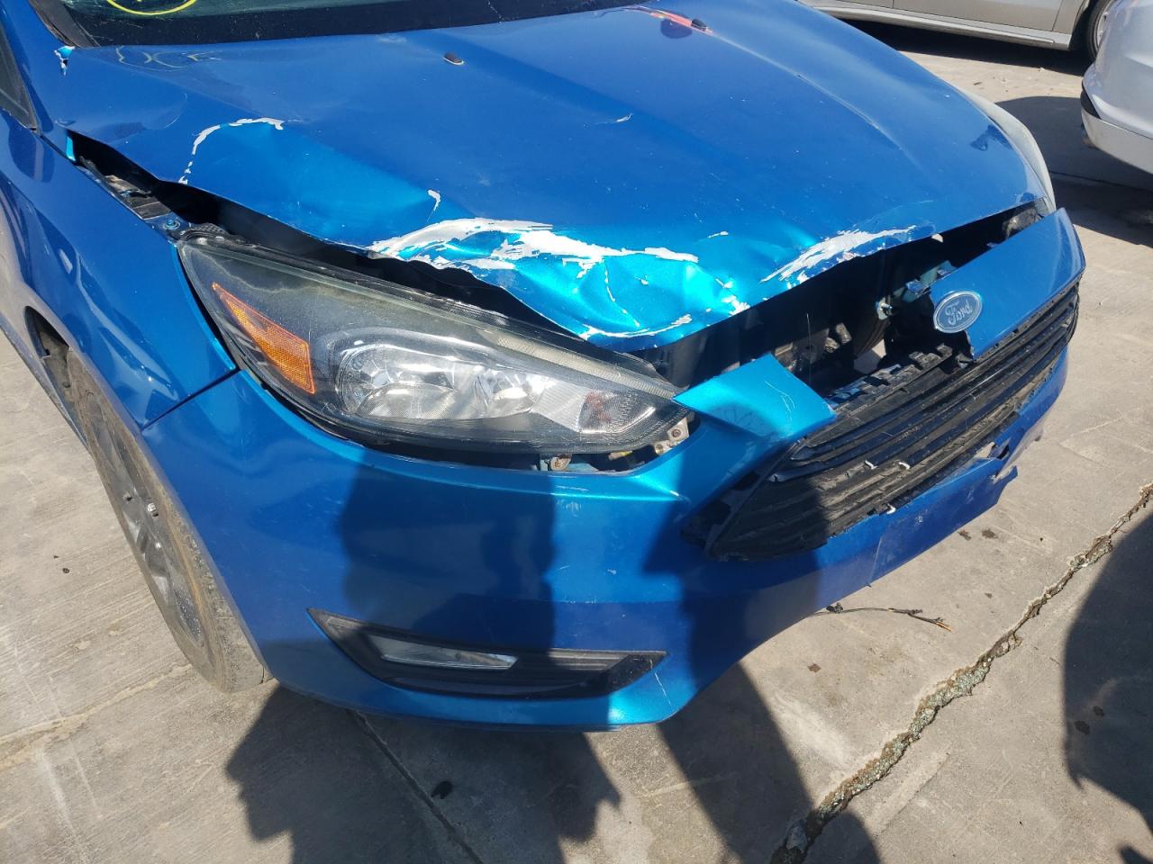 Photo 9 from auction – 2016 FORD FOCUS SE with VIN 1FADP3FE7GL257835