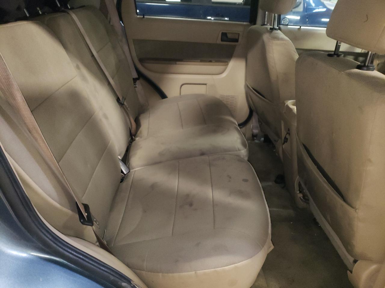 Photo 6 from auction – 2012 FORD ESCAPE XLT with VIN 1FMCU9D70CKB56881
