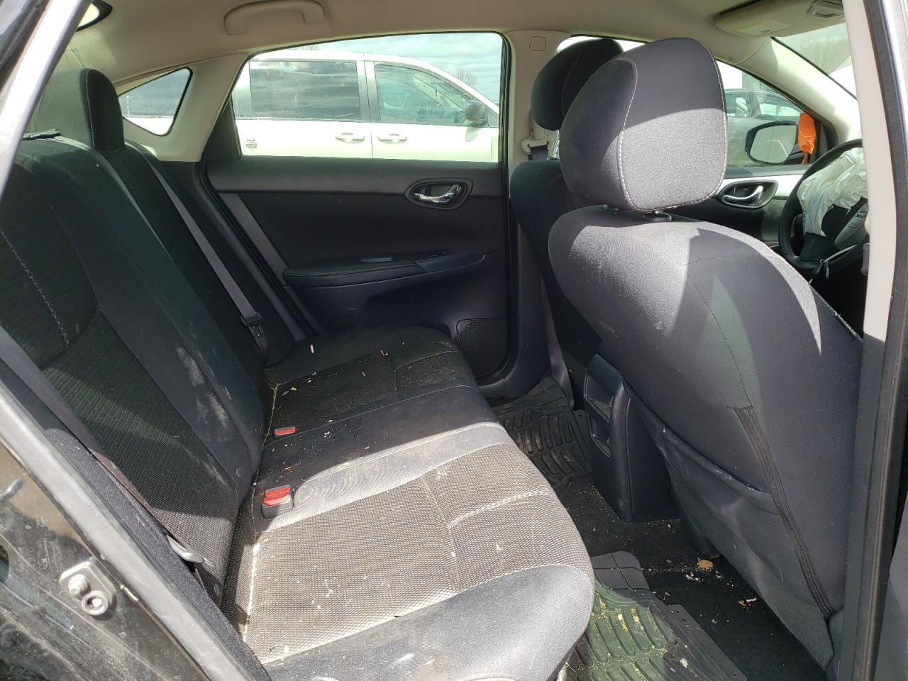Photo 6 from auction – 2017 NISSAN SENTRA S with VIN 3N1AB7AP6HY343290