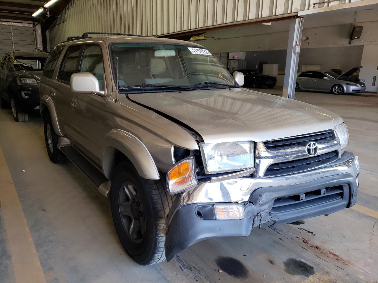 TOYOTA 4RUNNER SR 2002 with VIN JT3GN86R120236779 - Photo from auction