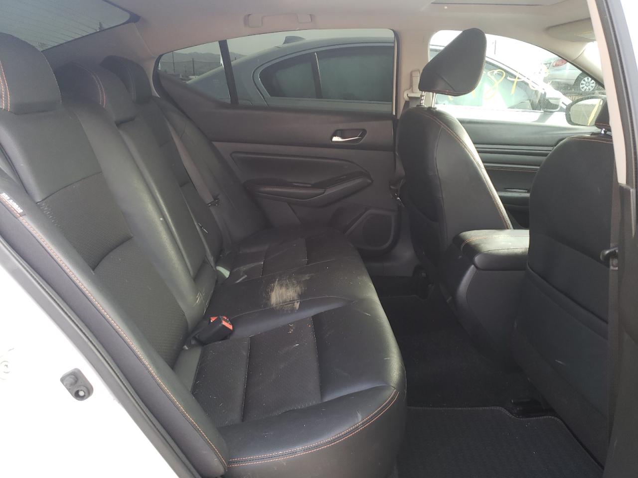 Photo 6 from auction – 2019 NISSAN ALTIMA SR with VIN 1N4BL4CV7KC124207