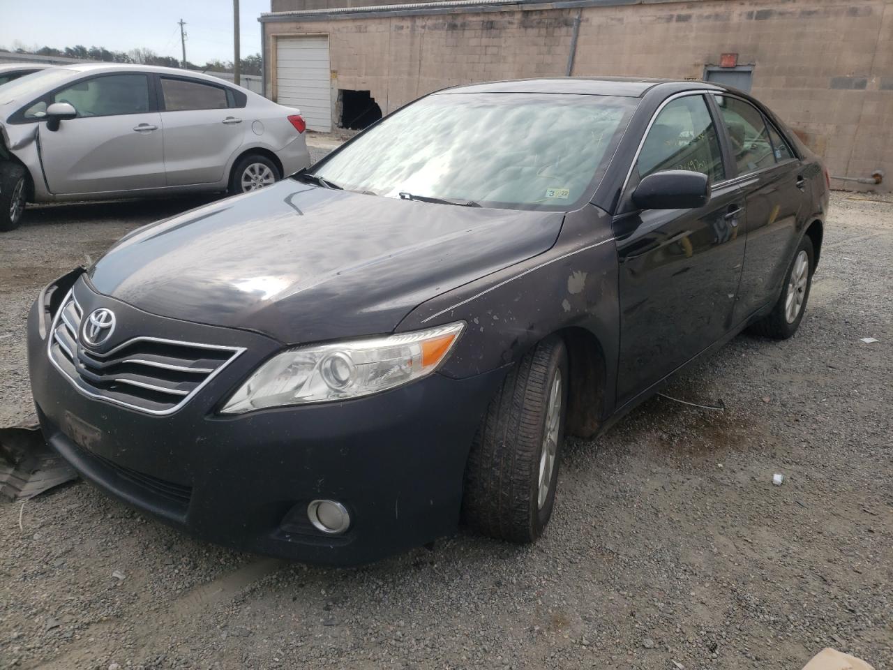 Photo 2 from auction – 2011 TOYOTA CAMRY BASE with VIN 4T4BF3EK7BR178973