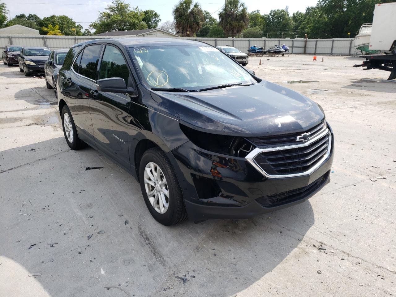CHEVROLET EQUINOX LT 2018 with VIN 2GNAXJEV7J6155767 - Photo from auction