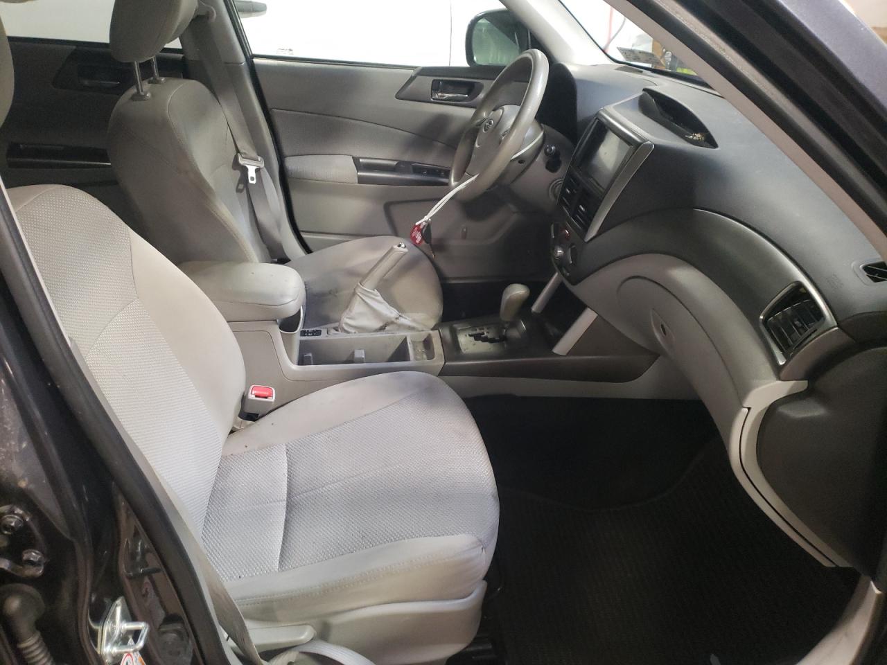 Photo 5 from auction – 2011 SUBARU FORESTER 2 with VIN JF2SHADC0BH728354