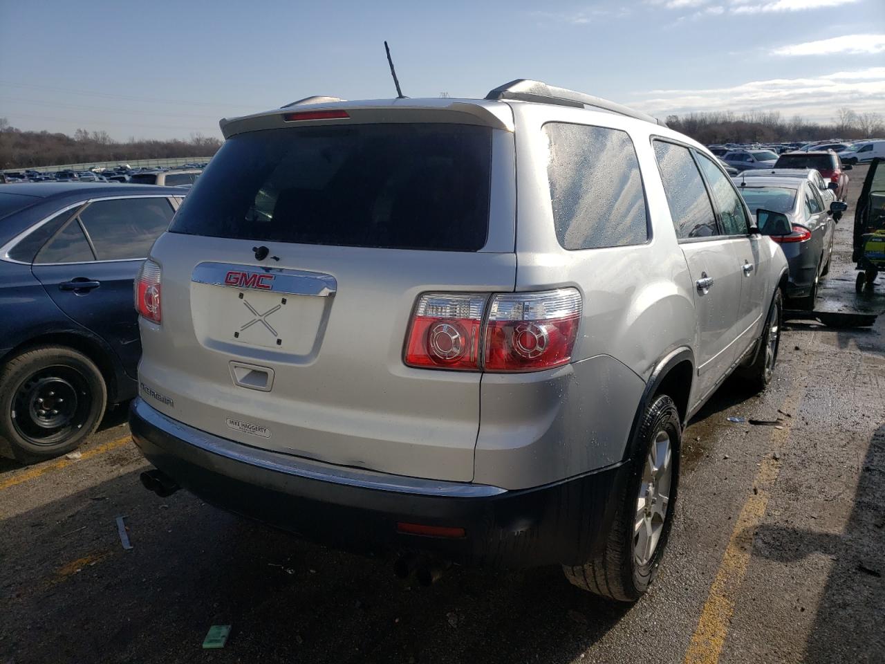 Photo 4 from auction – 2010 GMC ACADIA with VIN 1GKLRKED8AJ165546