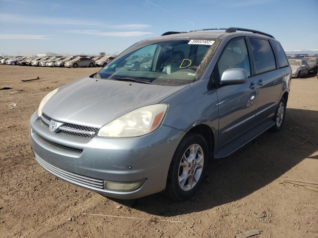 Photo 2 from auction – 2004 TOYOTA SIENNA XLE with VIN 5TDBA22C44S010283