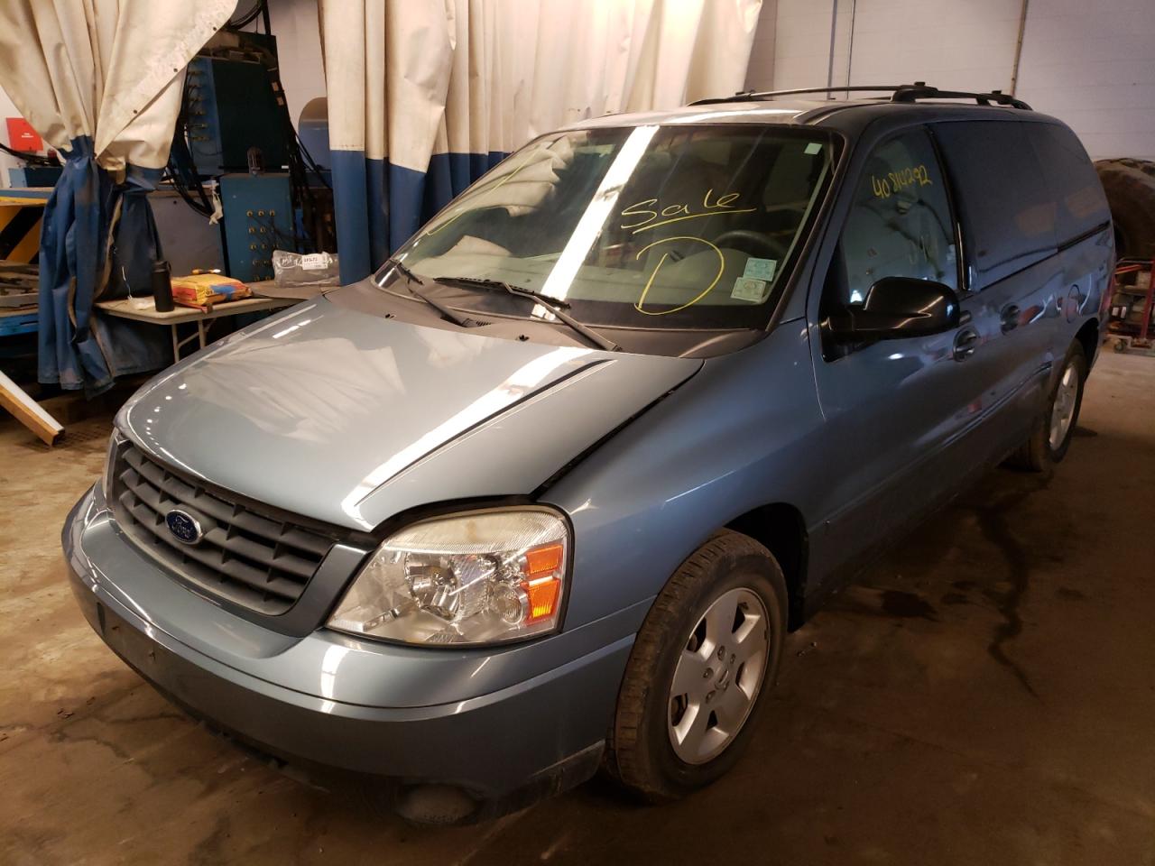 Photo 2 from auction – 2004 FORD FREESTAR S with VIN 2FMDA57604BA55747