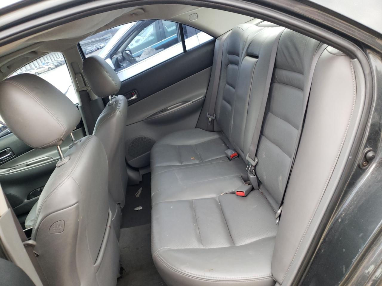Photo 6 from auction – 2005 MAZDA 6 S with VIN 1YVHP80DX55M09823