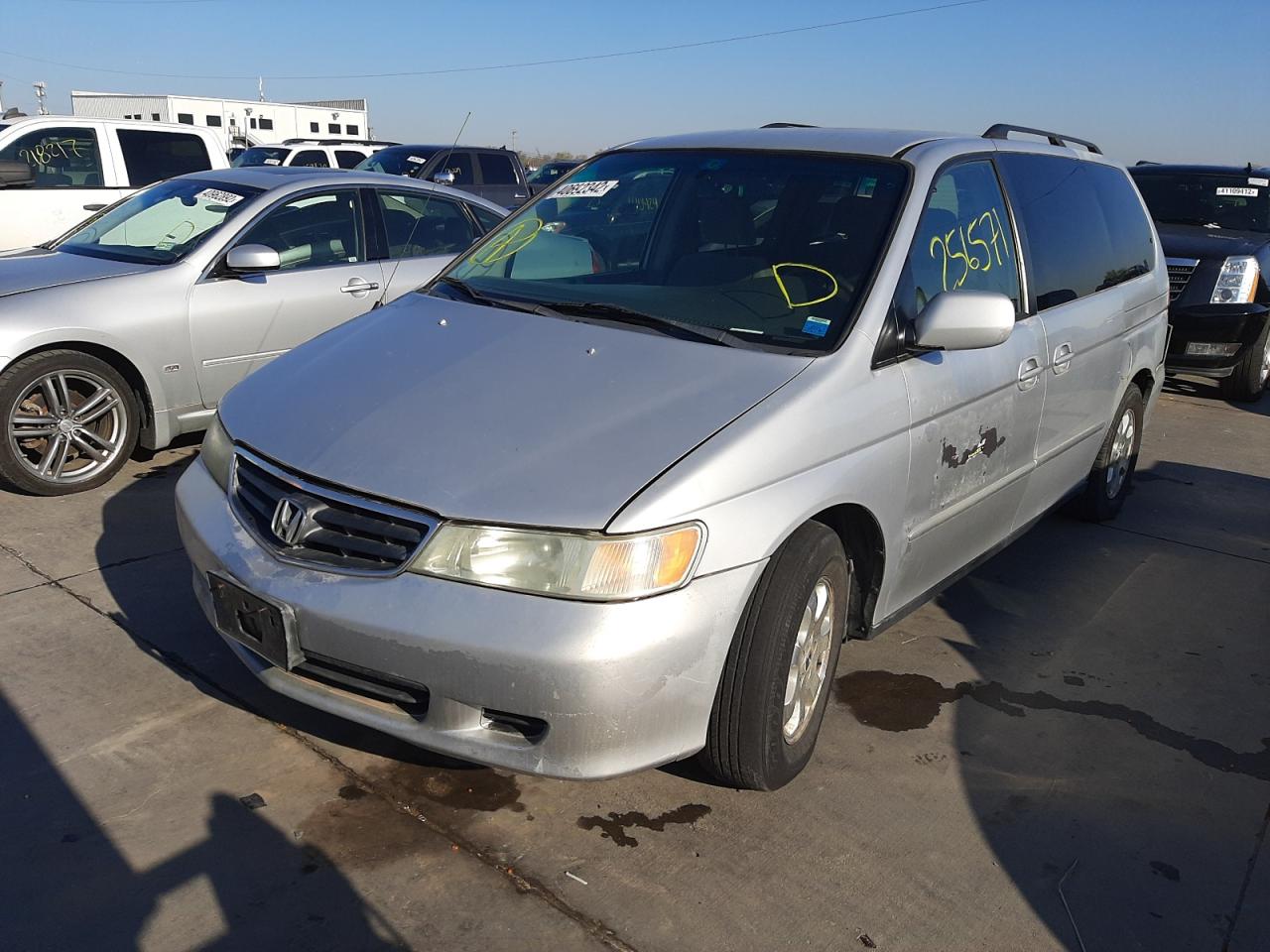 Photo 2 from auction – 2002 HONDA ODYSSEY EX with VIN 2HKRL18602H555839