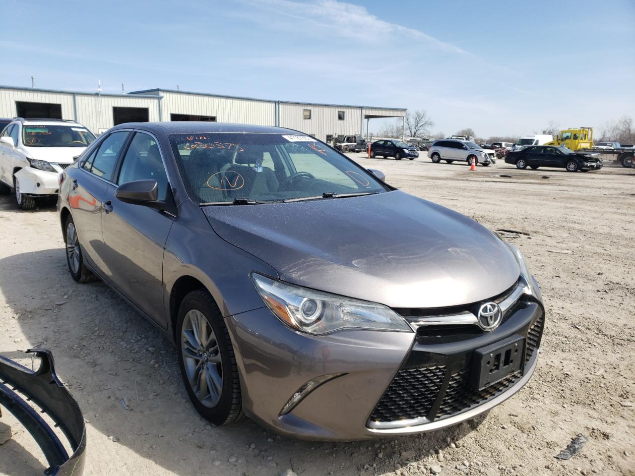 Photo 1 from auction – 2017 TOYOTA CAMRY LE with VIN 4T1BF1FK5HU630375