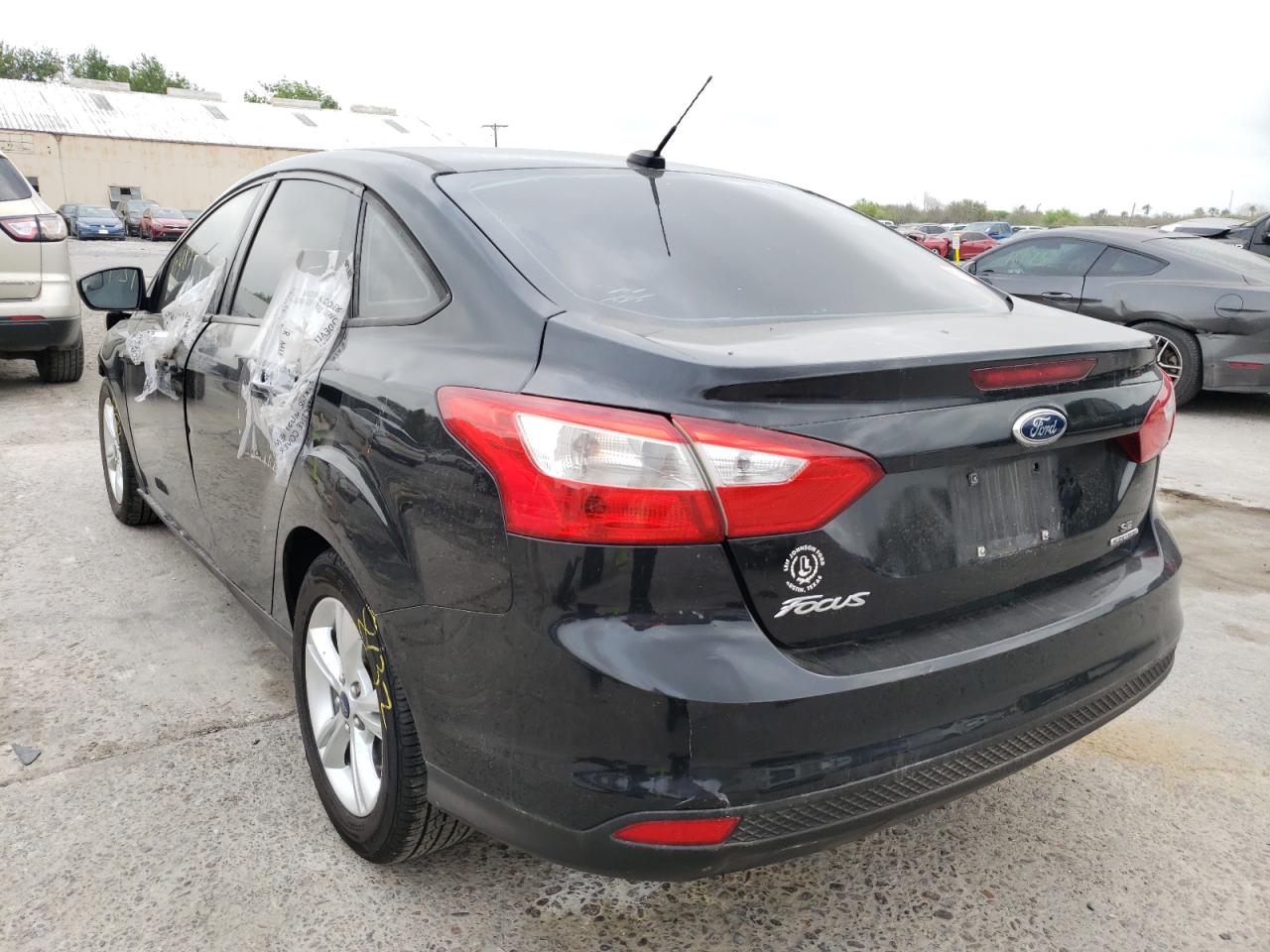 Photo 3 from auction – 2013 FORD FOCUS SE with VIN 1FADP3F25DL334090