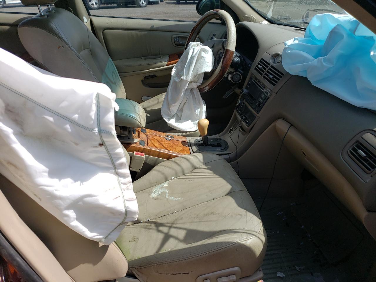 Photo 5 from auction – 2002 INFINITI I35 with VIN JNKDA31A82T025798