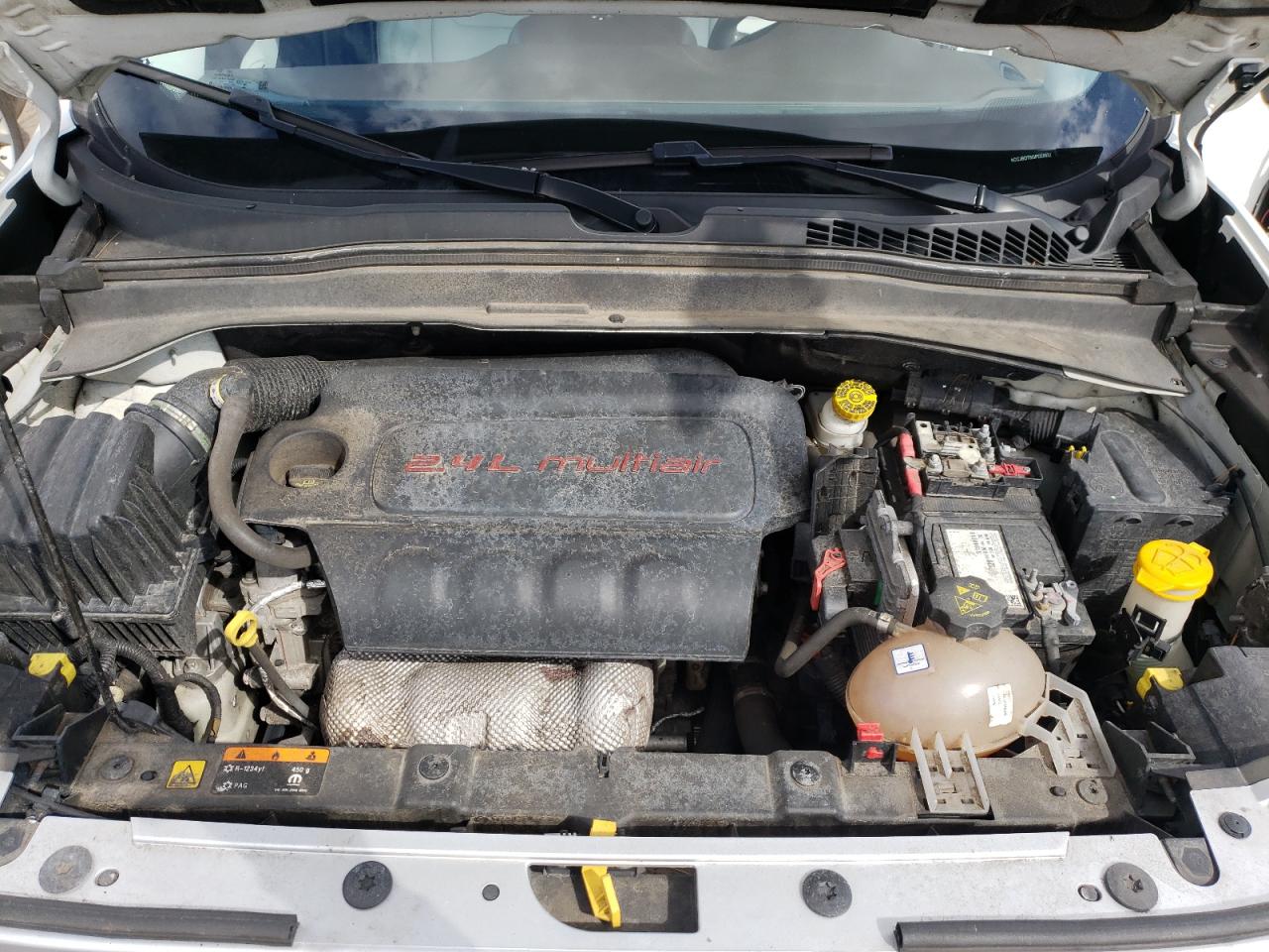 Photo 7 from auction – 2016 JEEP RENEGADE L with VIN ZACCJBDT8GPD28832