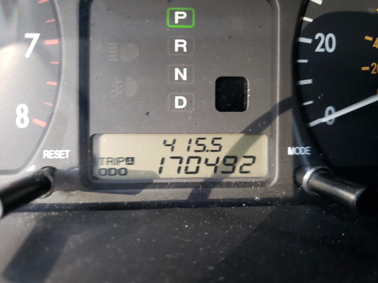 Photo 8 from auction – 2004 KIA OPTIMA LX with VIN KNAGD126845298846