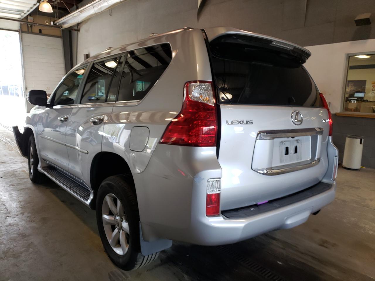 Photo 3 from auction – 2010 LEXUS GX 460 with VIN JTJBM7FX7A5015865