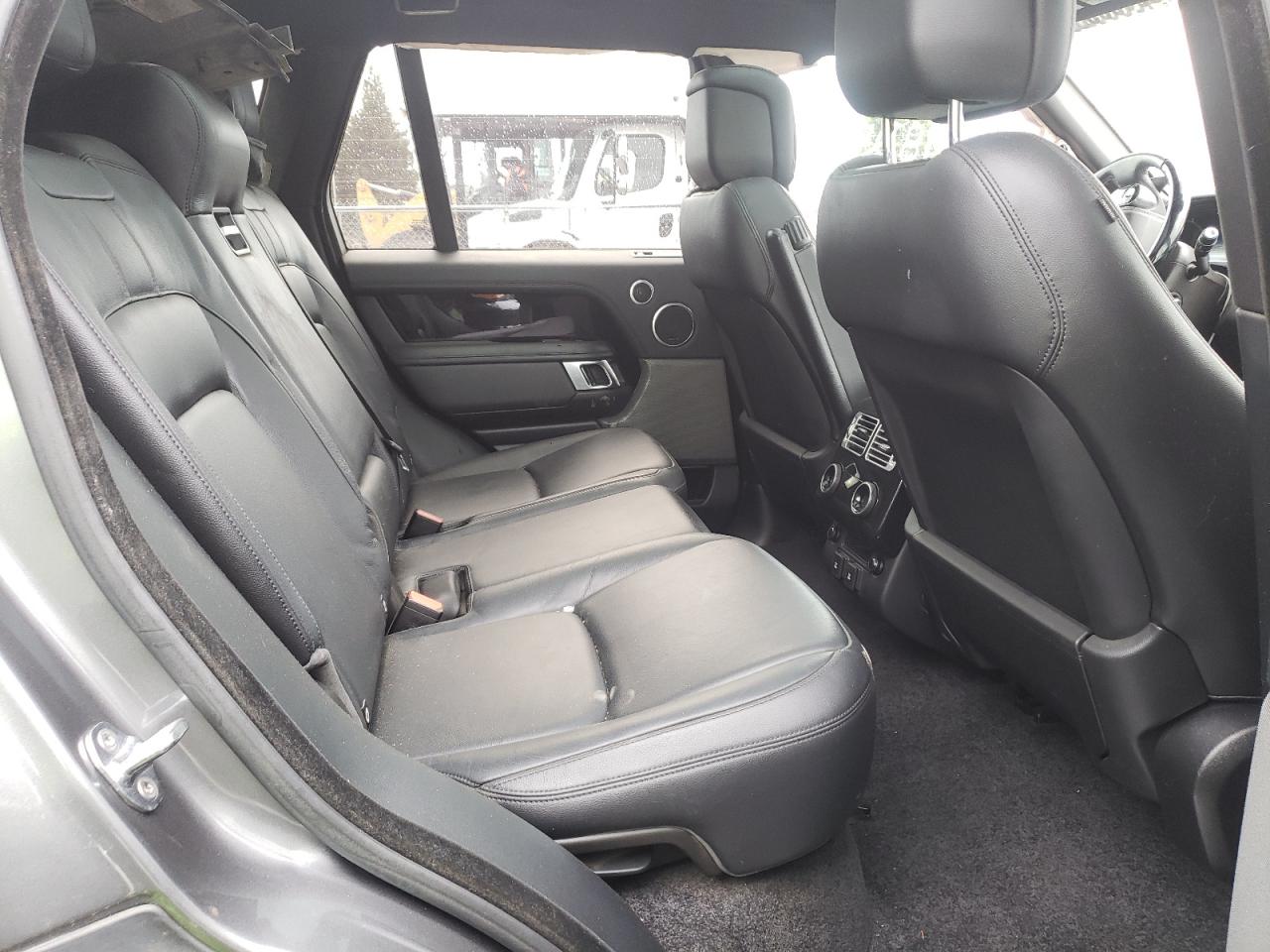 Photo 6 from auction – 2019 LAND ROVER RANGE ROVE with VIN SALGR2RK2KA531095