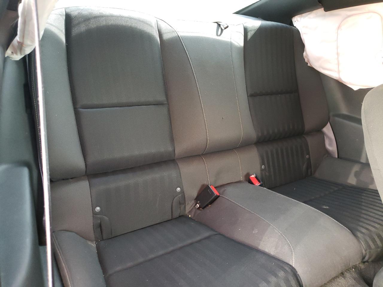 Photo 6 from auction – 2015 CHEVROLET CAMARO LS with VIN 2G1FB1E39F9178591