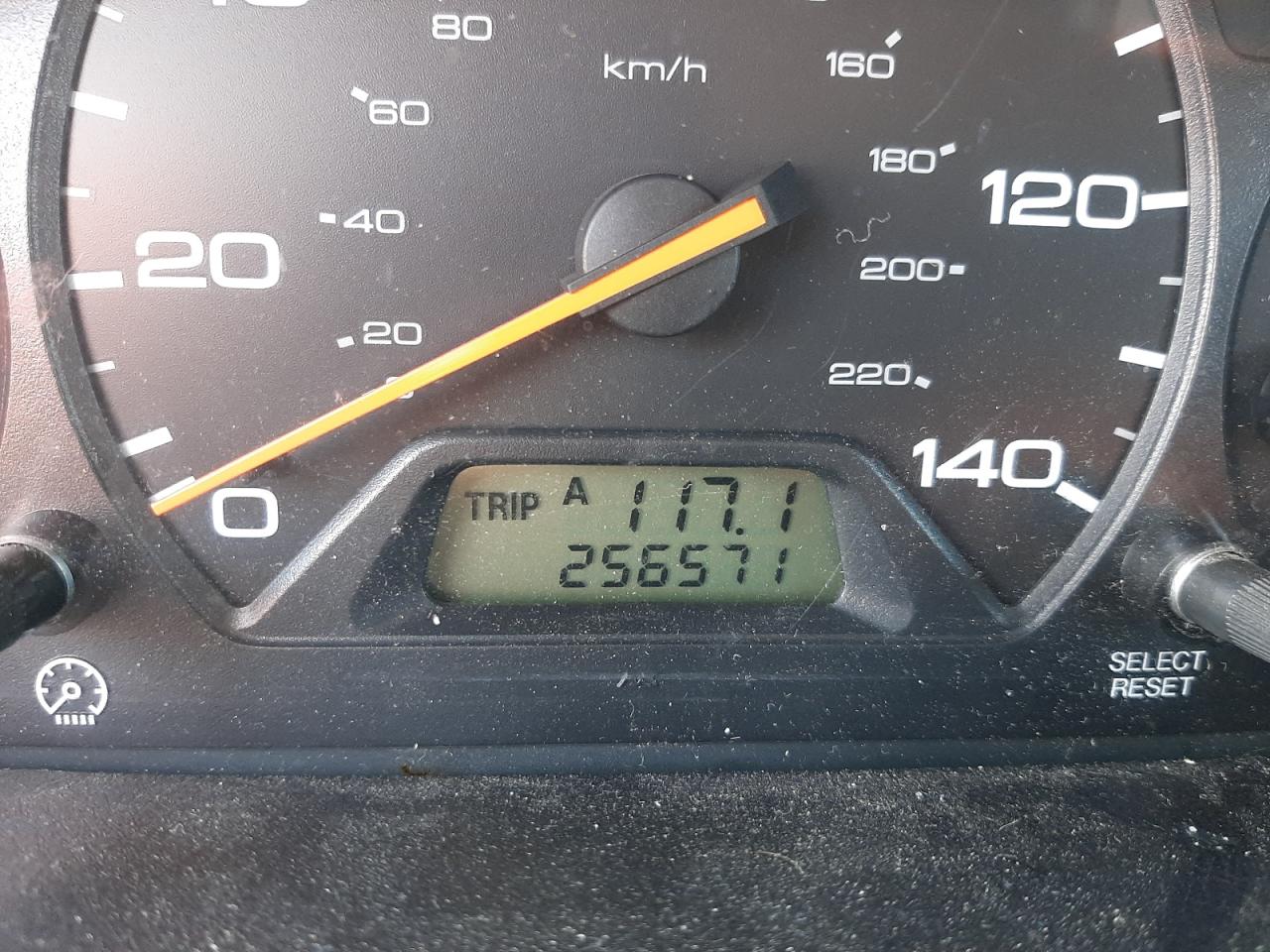 Photo 8 from auction – 2002 HONDA ODYSSEY EX with VIN 2HKRL18602H555839