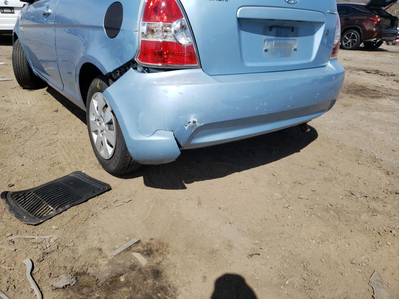 Photo 9 from auction – 2010 HYUNDAI ACCENT with VIN KMHCM3AC4AU182433