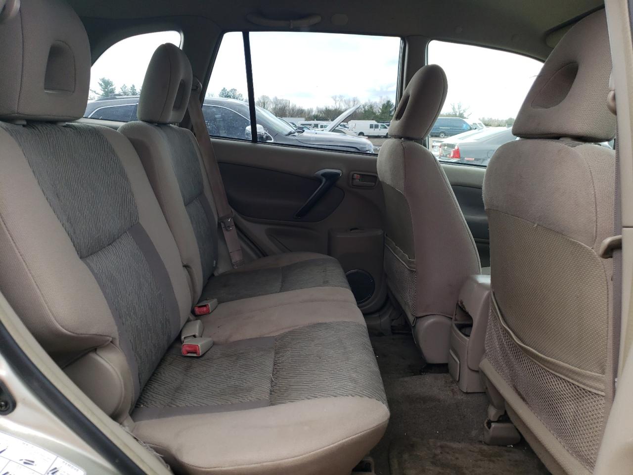 Photo 6 from auction – 2003 TOYOTA RAV4 with VIN JTEHH20V130191477