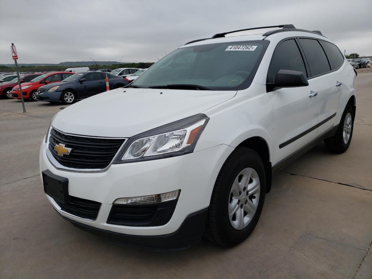 Photo 2 from auction – 2017 CHEVROLET TRAVERSE L with VIN 1GNKVFKD8HJ184064