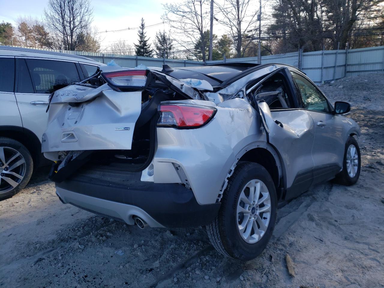 Photo 4 from auction – 2020 FORD ESCAPE with VIN 1FMCU9G62LUB37546