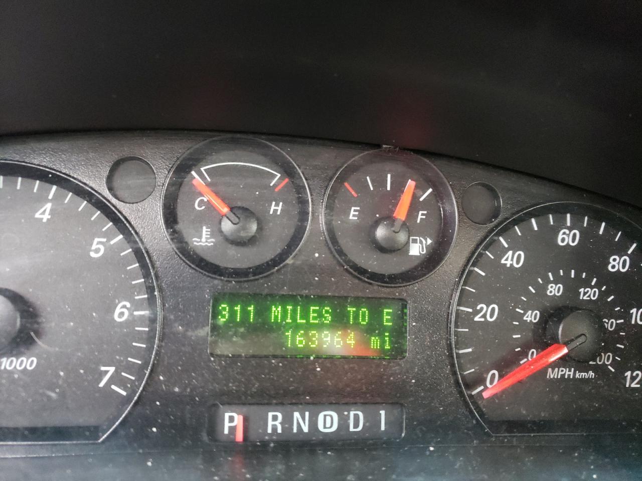 Photo 8 from auction – 2007 FORD TAURUS SE with VIN 1FAFP53U17A174753